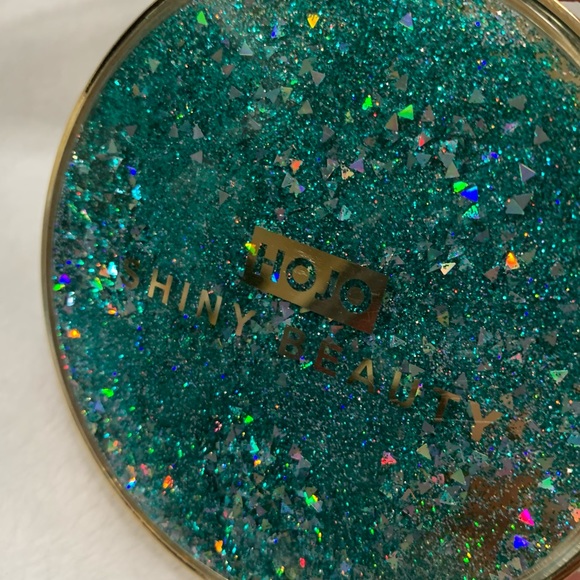 Blue Glitter Snow Globe Circle Eyeshadow Palette with 11 Colors - NIB - Picture 14 of 16